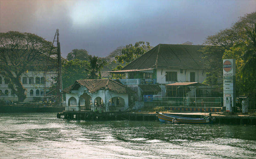 Kochi stad sett från vattnet